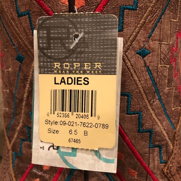 Embroidered Roper Boots - Picture 4 of 4